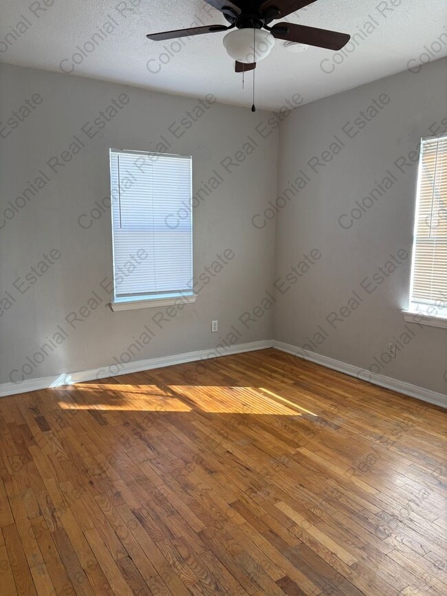 213 Ruth St in Clovis, NM - Foto de edificio - Building Photo