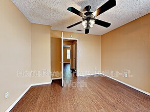 146 Austin Stone Dr in Duncanville, TX - Foto de edificio - Building Photo