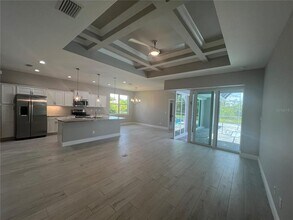 133 Thelma Dr in Rotonda West, FL - Building Photo - Building Photo