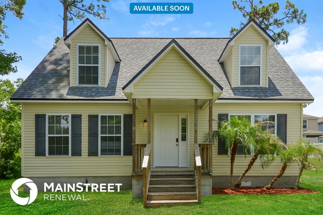 12290 Versailles St in Jacksonville, FL - Building Photo