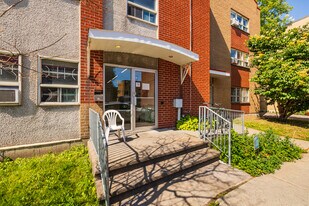 540-564 Poupart Rue in Montréal, QC - Building Photo