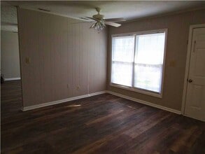 4441 Township Dr in Oakwood, GA - Building Photo - Building Photo