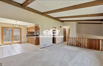 832 86th Ln NW in Coon Rapids, MN - Building Photo - Building Photo