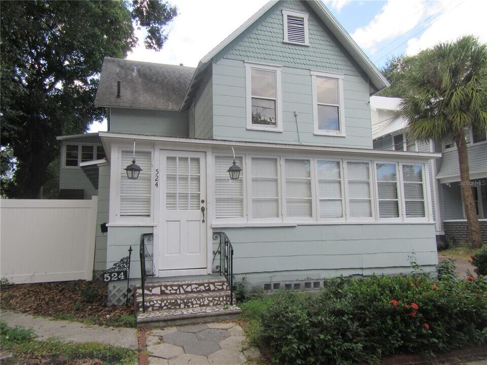 524 3rd St N in St. Petersburg, FL - Building Photo