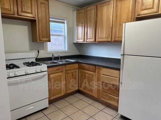 2564 Porter Ave in Ogden, UT - Building Photo - Building Photo