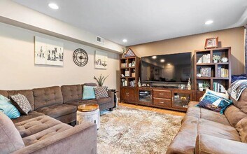 741 10TH St in Secaucus, NJ - Building Photo - Building Photo