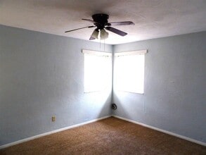 2351 NW Bell Ave in Lawton, OK - Building Photo - Building Photo