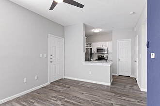 Rise Highland Park in Dallas, TX - Building Photo - Interior Photo