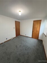 49 Youngs Rd in Buffalo, NY - Building Photo - Building Photo