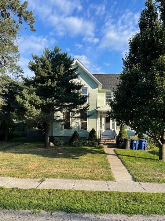 141 Maple St in Black River, NY - Building Photo