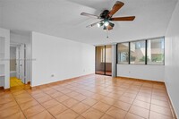 10400 SW 108th Ave in Miami, FL - Building Photo - Building Photo