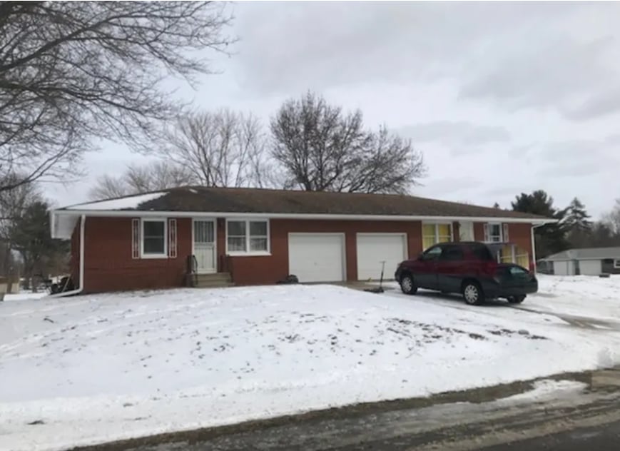 4683 Dogwood Dr in Berrien Springs, MI - Building Photo