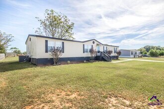 158 Emerald Blvd in Byron, GA - Building Photo - Building Photo