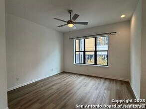 415 Jackson St in San Antonio, TX - Building Photo - Building Photo
