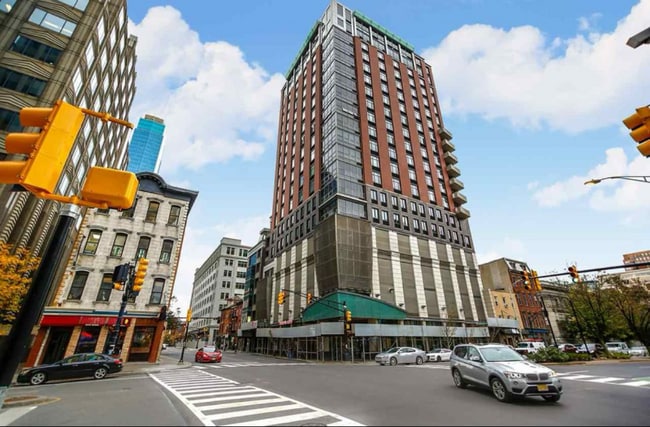 105 Greene St in Jersey City, NJ - Building Photo - Building Photo