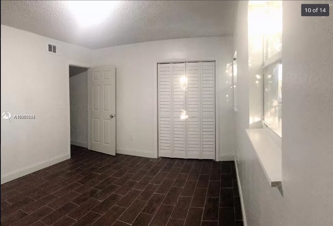 5497 NW 171 Terrace in Opa Locka, FL - Building Photo - Building Photo