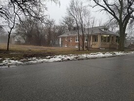 1572 Polk St in Gary, IN - Building Photo