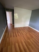 9301 SW 92nd Ave, Unit B310 in Miami, FL - Building Photo - Building Photo