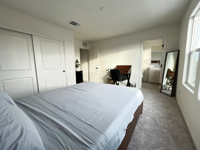 10111 Rare Opal St in Las Vegas, NV - Building Photo - Building Photo
