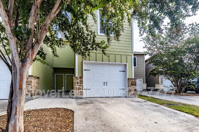 535 Advantage Dr in New Braunfels, TX - Building Photo - Building Photo