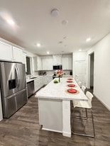 8245 Morning Star Wy in Elk Grove, CA - Building Photo