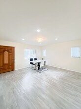 807 Wilton Pl in Los Angeles, CA - Foto de edificio - Building Photo