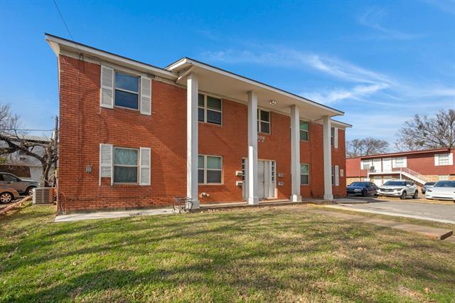 308 College St in Arlington, TX - Building Photo - Building Photo