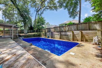 2427 Ludmila Ln in Tallahassee, FL - Building Photo - Building Photo