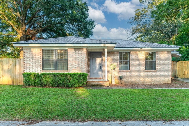 property at 5793 New York St