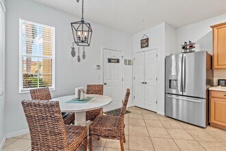 3601 Parkridge Cir in Sarasota, FL - Building Photo - Building Photo