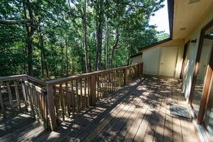 16 Lindsay Ln in Hot Springs, AR - Building Photo