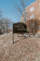 6401 Lindenwood Pl in St. Louis, MO - Building Photo