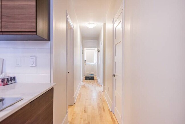 926 Rue Saint-Philippe in Montréal, QC - Building Photo - Building Photo