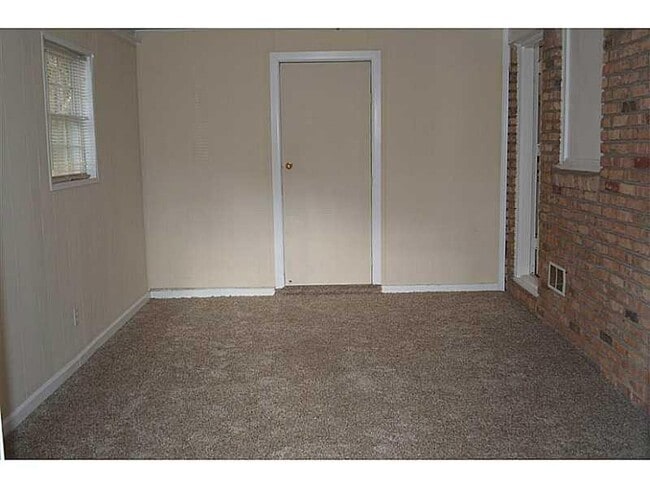 652 Moselle Dr in Mableton, GA - Building Photo - Building Photo