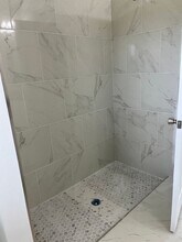 610 Kleinart Dr in Lehigh Acres, FL - Building Photo - Building Photo