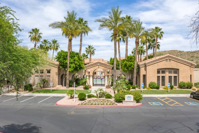 San Paulo in Phoenix, AZ - Foto de edificio - Building Photo