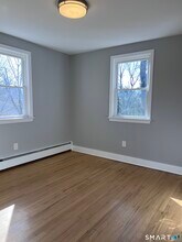 7 Dale St in Stamford, CT - Building Photo - Building Photo