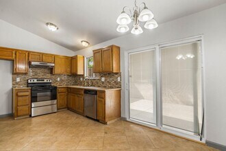 5313 Corvo Way in Salida, CA - Building Photo - Building Photo