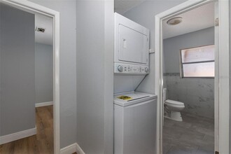 5752 Virginia Ave in New Port Richey, FL - Building Photo - Building Photo
