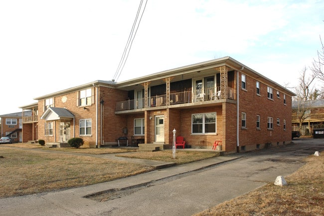 326-332 Idlewylde Dr in Louisville, KY - Building Photo - Building Photo