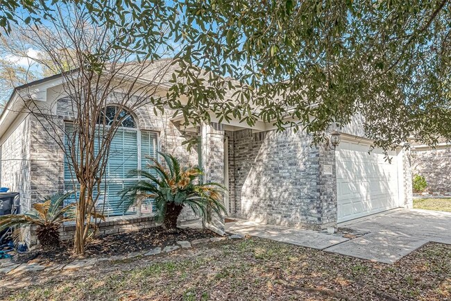 2335 Village Leaf Dr in Spring, TX - Foto de edificio - Building Photo