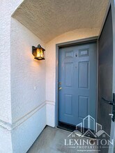 1860 Nighthawk Cir in Roseville, CA - Building Photo - Building Photo