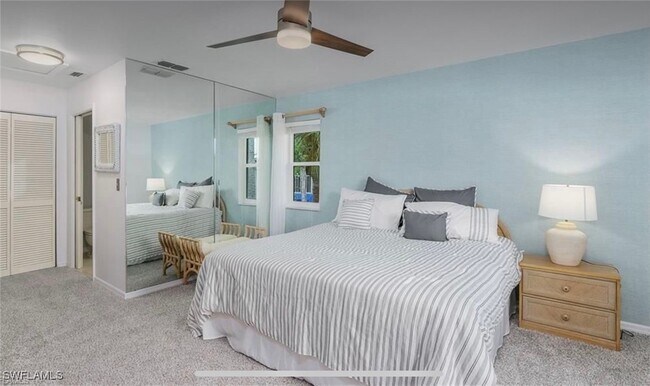 property at 870 Gulf Pavillion Dr