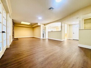 3816 San Joaquin Ave in Las Vegas, NV - Building Photo - Building Photo