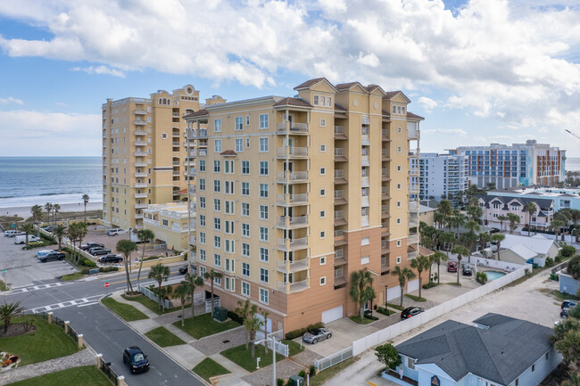 Oceanside 932 Condominiums in Jacksonville Beach, FL - Building Photo - Building Photo