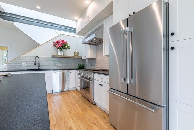 60 Raymond St, Unit 58