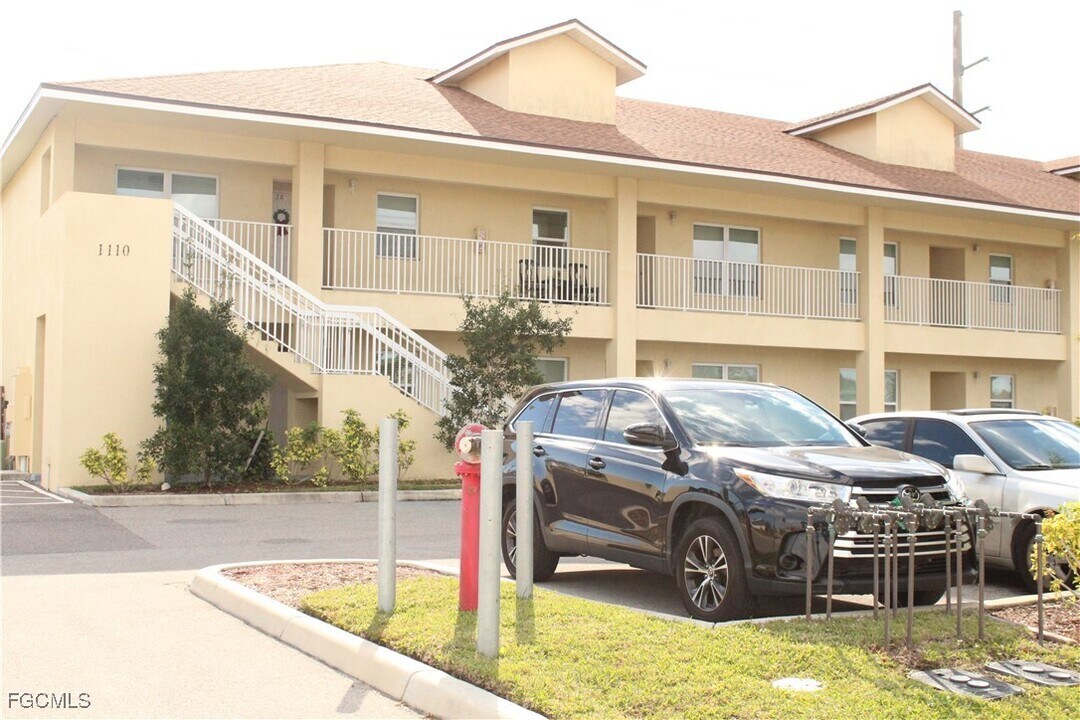 1110 SW 47th Terrace in Cape Coral, FL - Building Photo