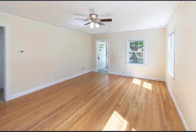 136 Southbridge Dr