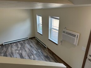 1058 Egg Harbor Rd in Sturgeon Bay, WI - Building Photo - Building Photo