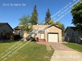 2414 Olympic Dr in Bakersfield, CA - Building Photo